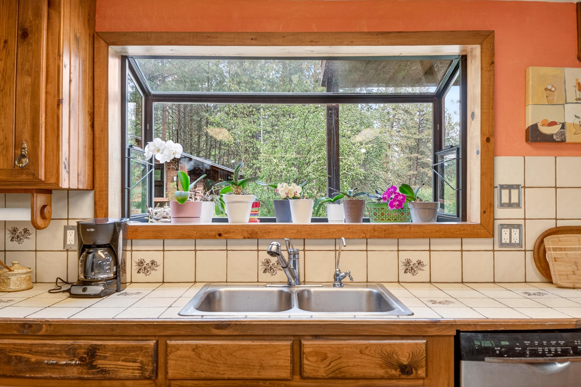 
                        Property photograph at
                        59 BISBEE CREEK LN
                      