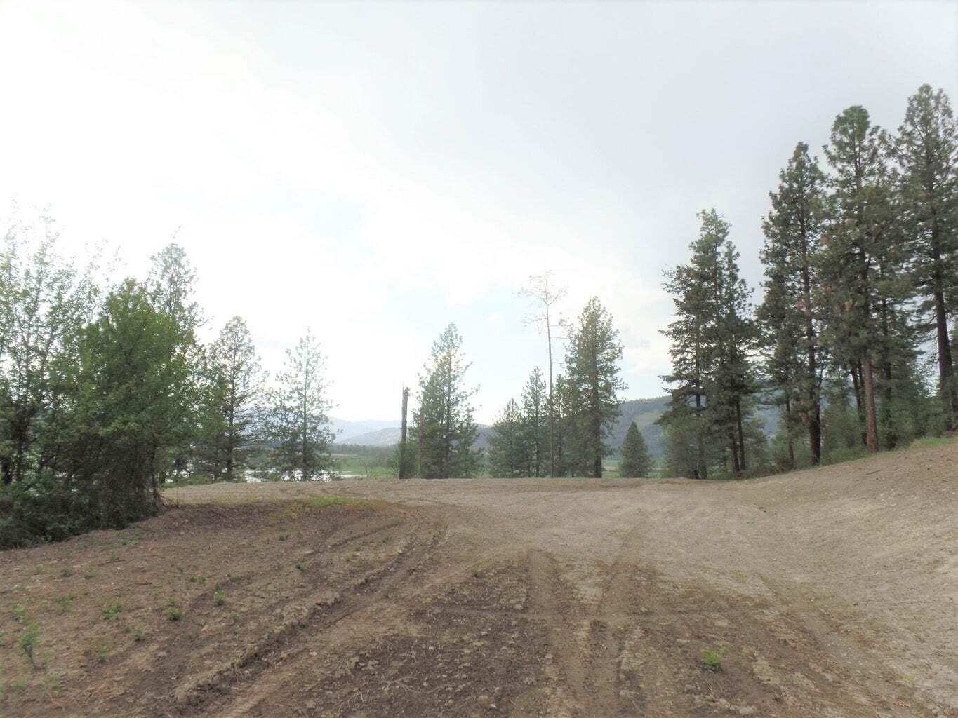 
                        Property photograph at
                        2XX HWY 395 N
                      