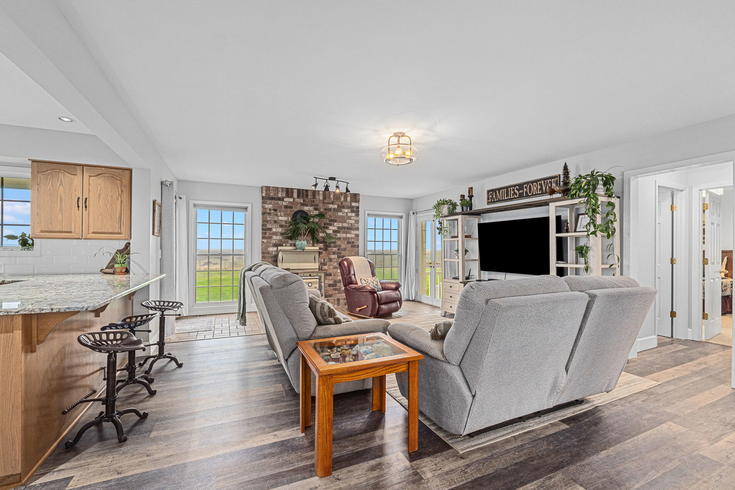 
                        Property photograph at
                        34462 COTTONWOOD CREEK RD E
                      