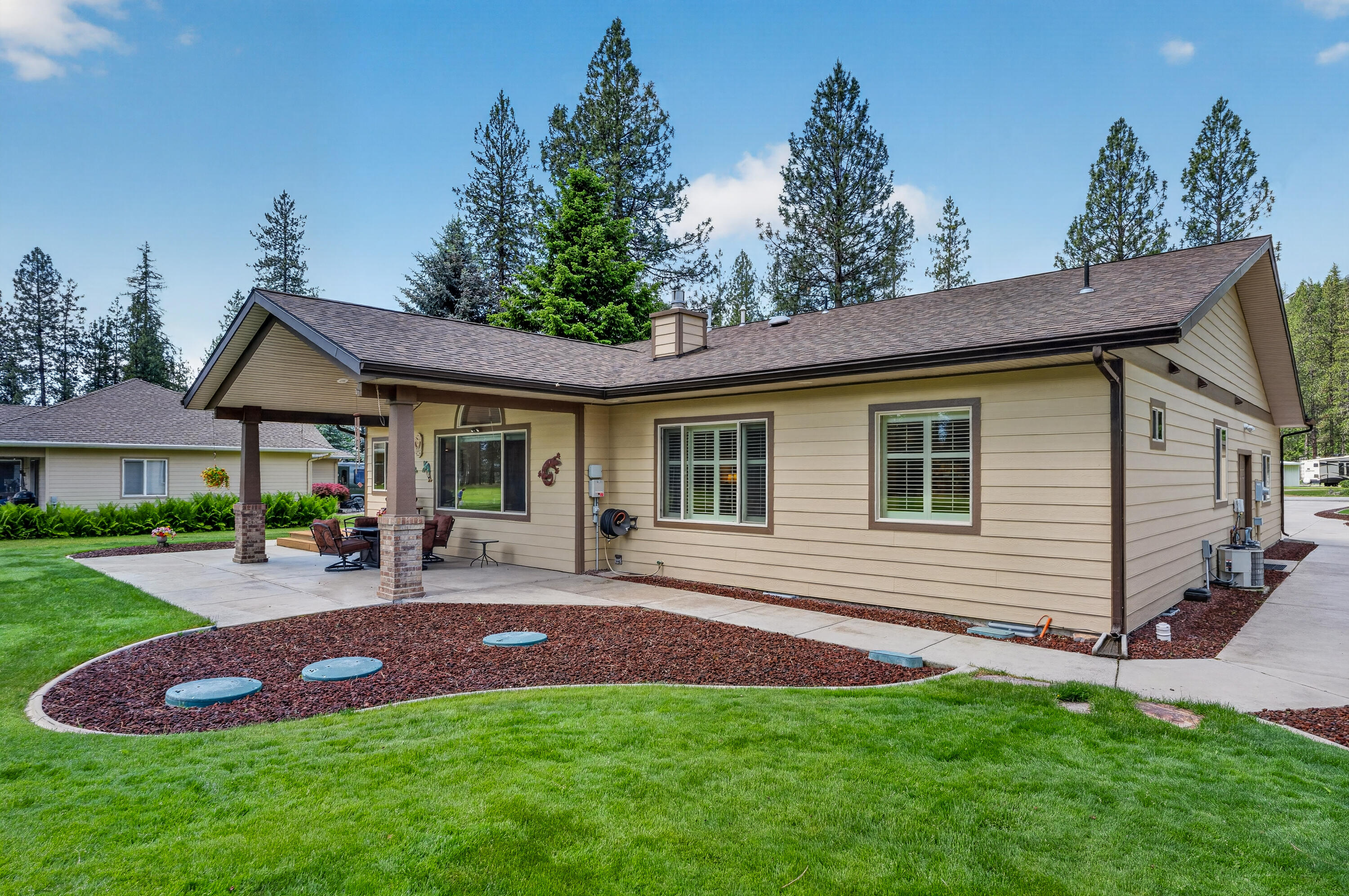 
                        Property photograph at
                        257 EAGLE DR
                      