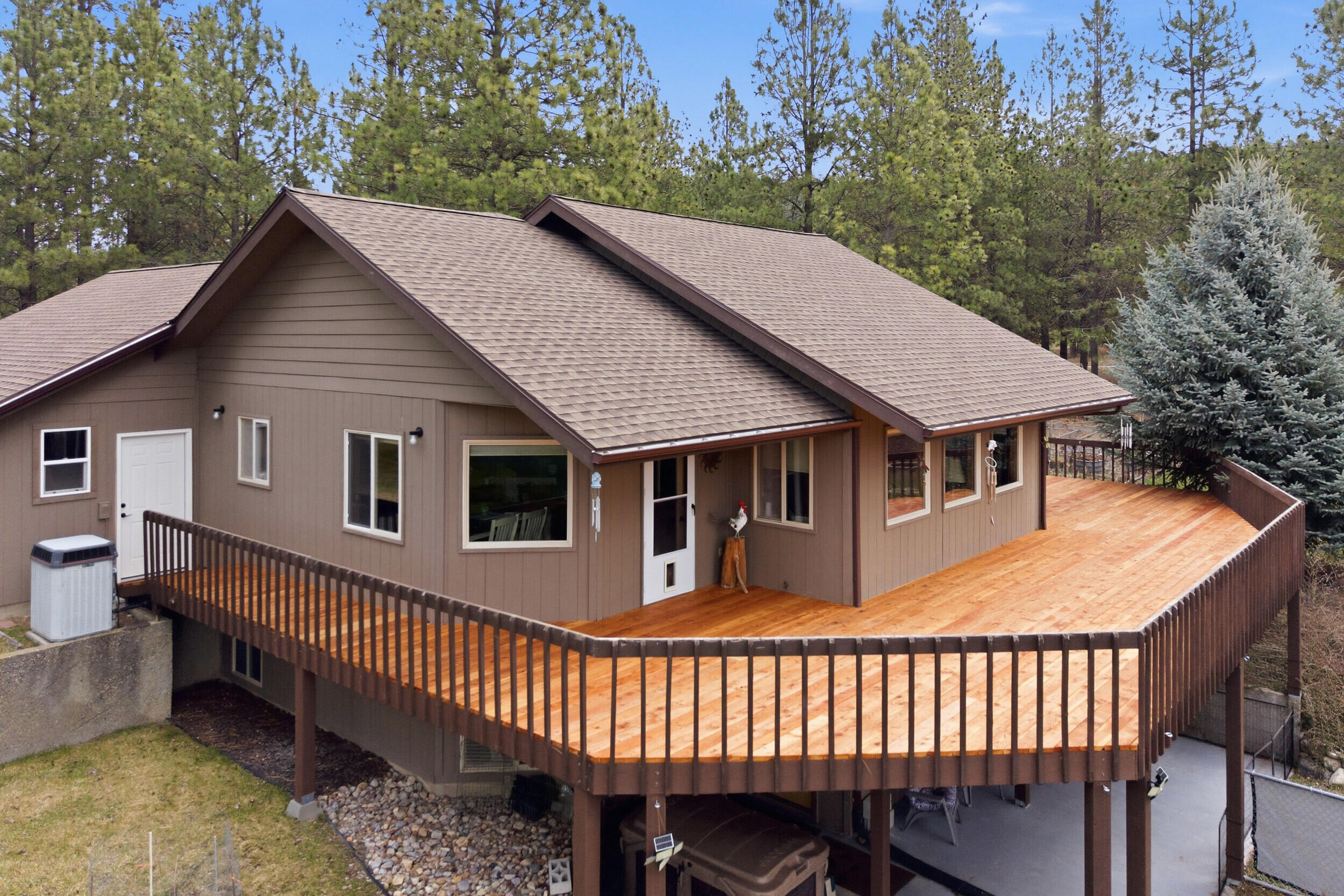 
                        Property photograph at
                        753 C ARDEN BUTTE RD
                      