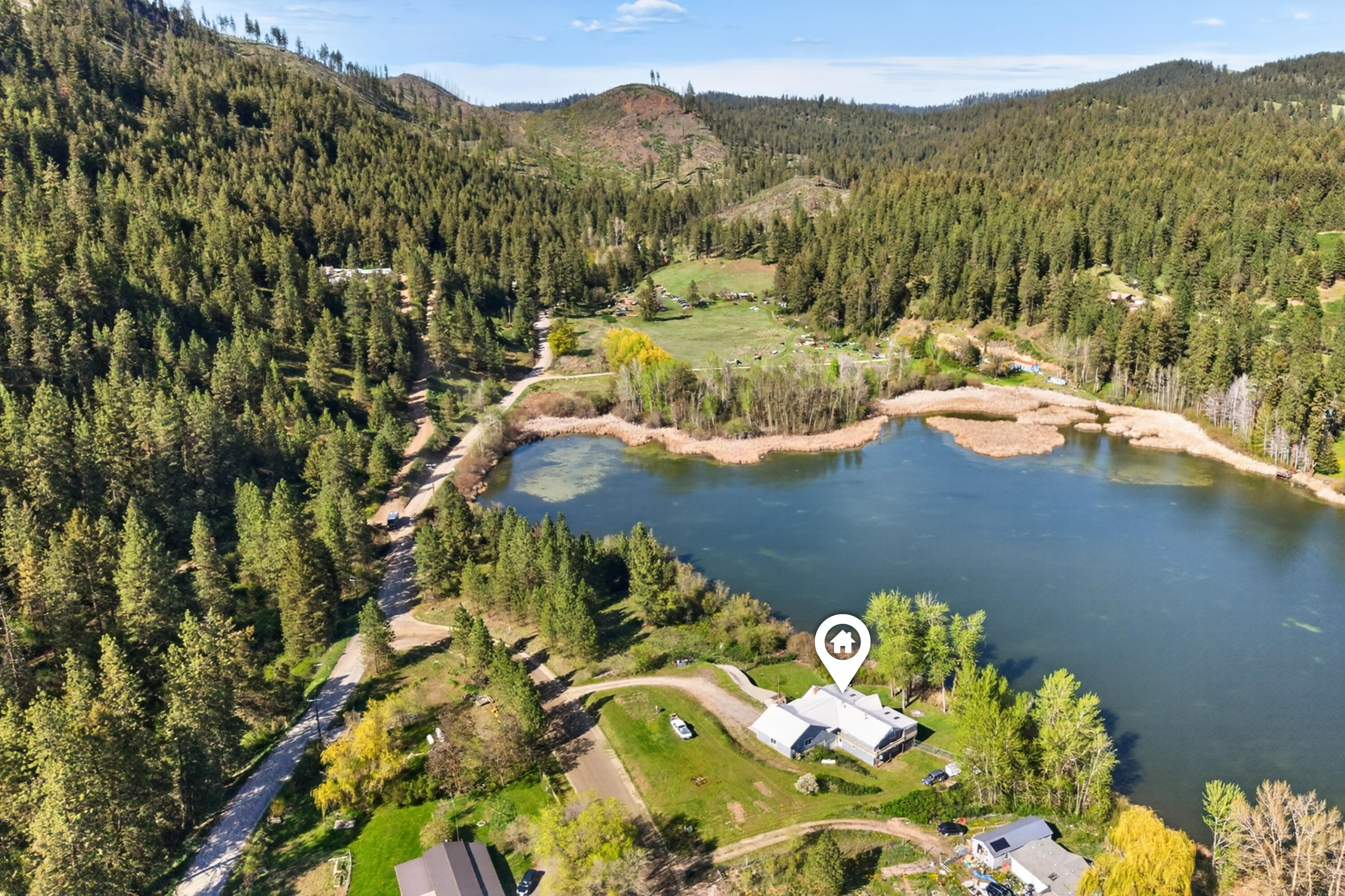 
                        Property photograph at
                        927 MISSION LAKE RD
                      