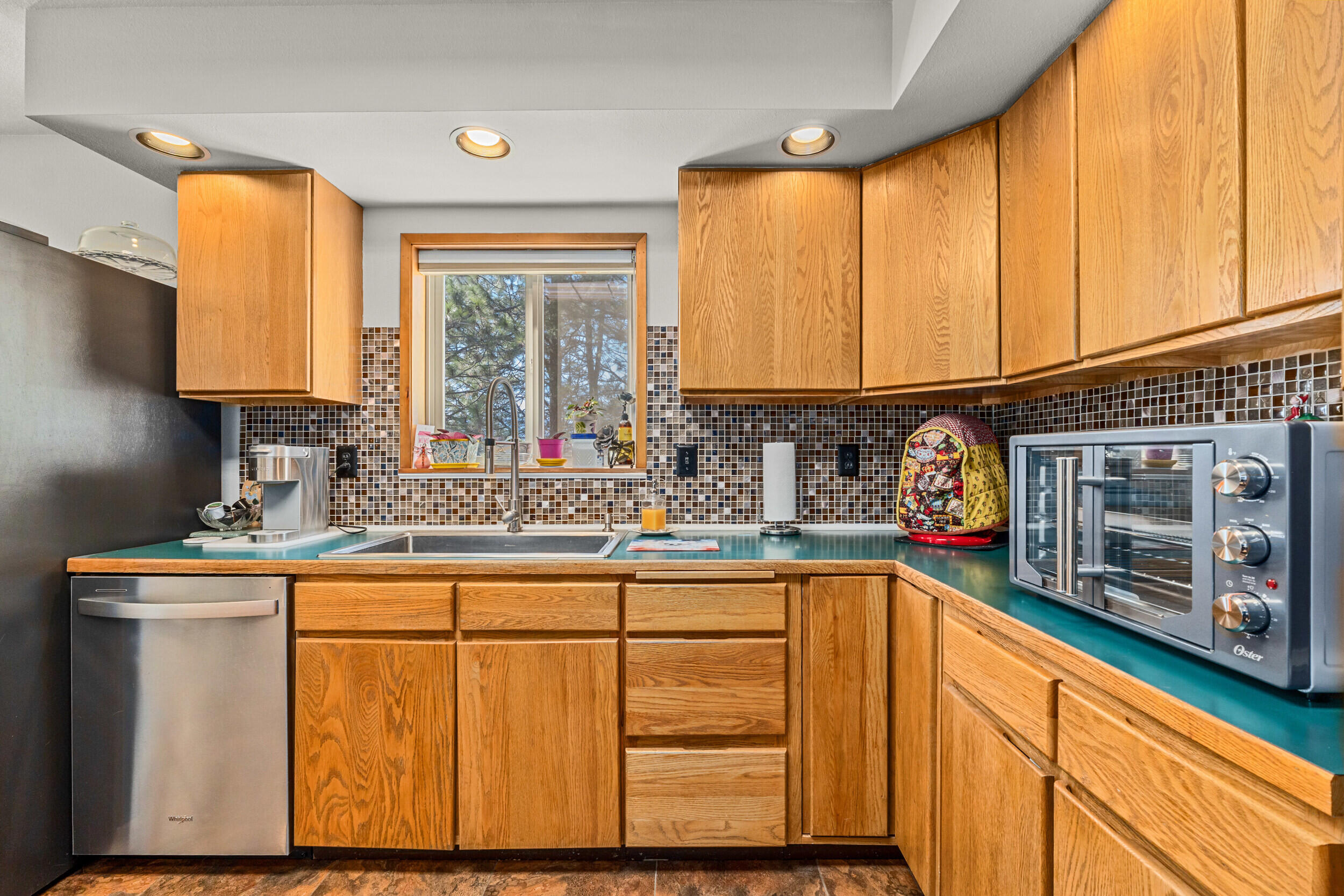 
                        Property photograph at
                        753 C ARDEN BUTTE RD
                      