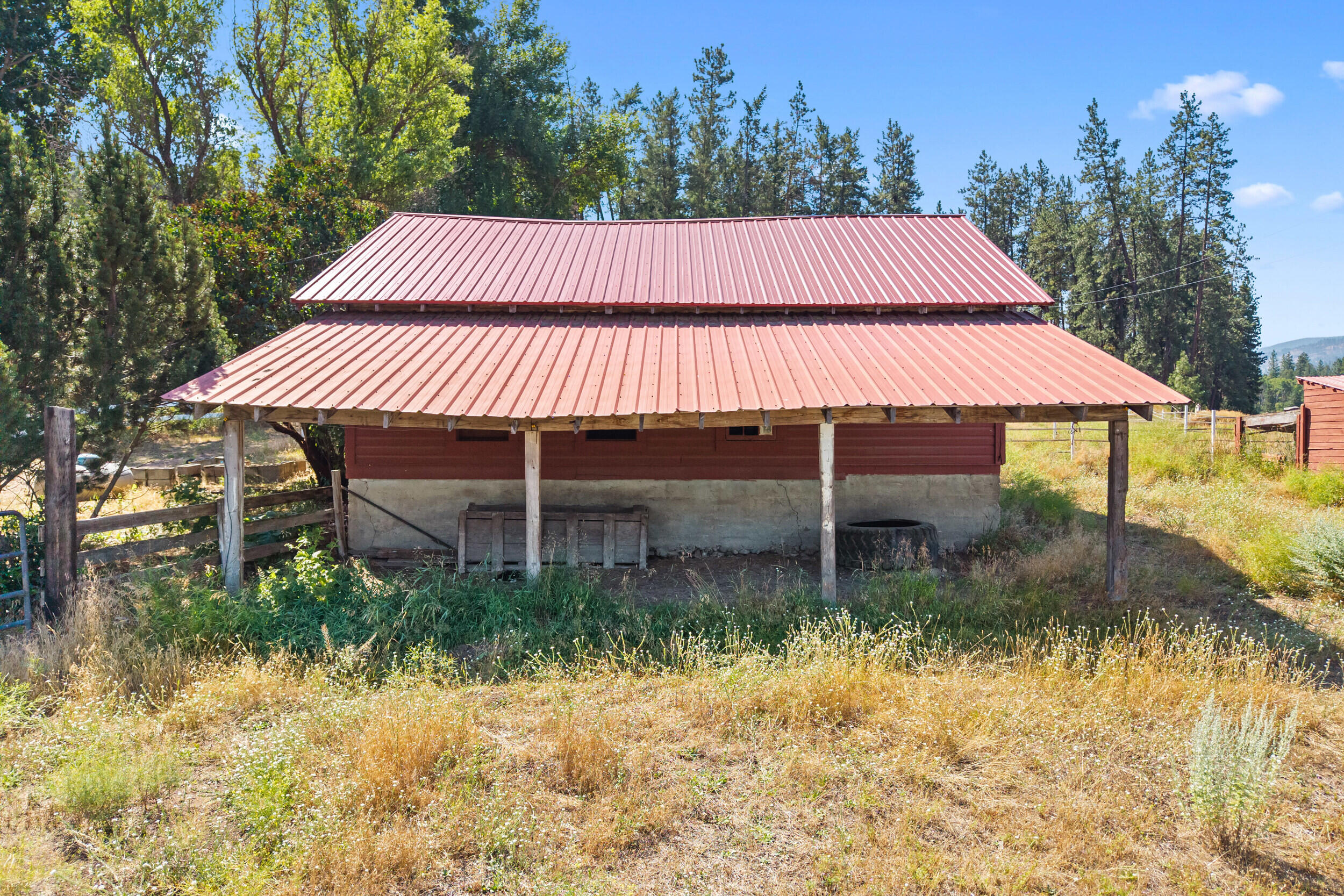 
                        Property photograph at
                        2339 KETTLE RIVER RD
                      