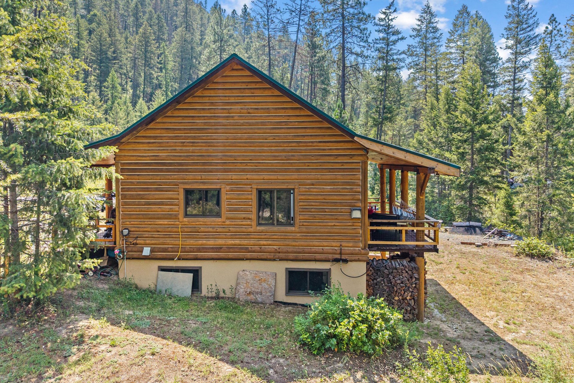 
                        Property photograph at
                        3733 V SAND CREEK RD
                      