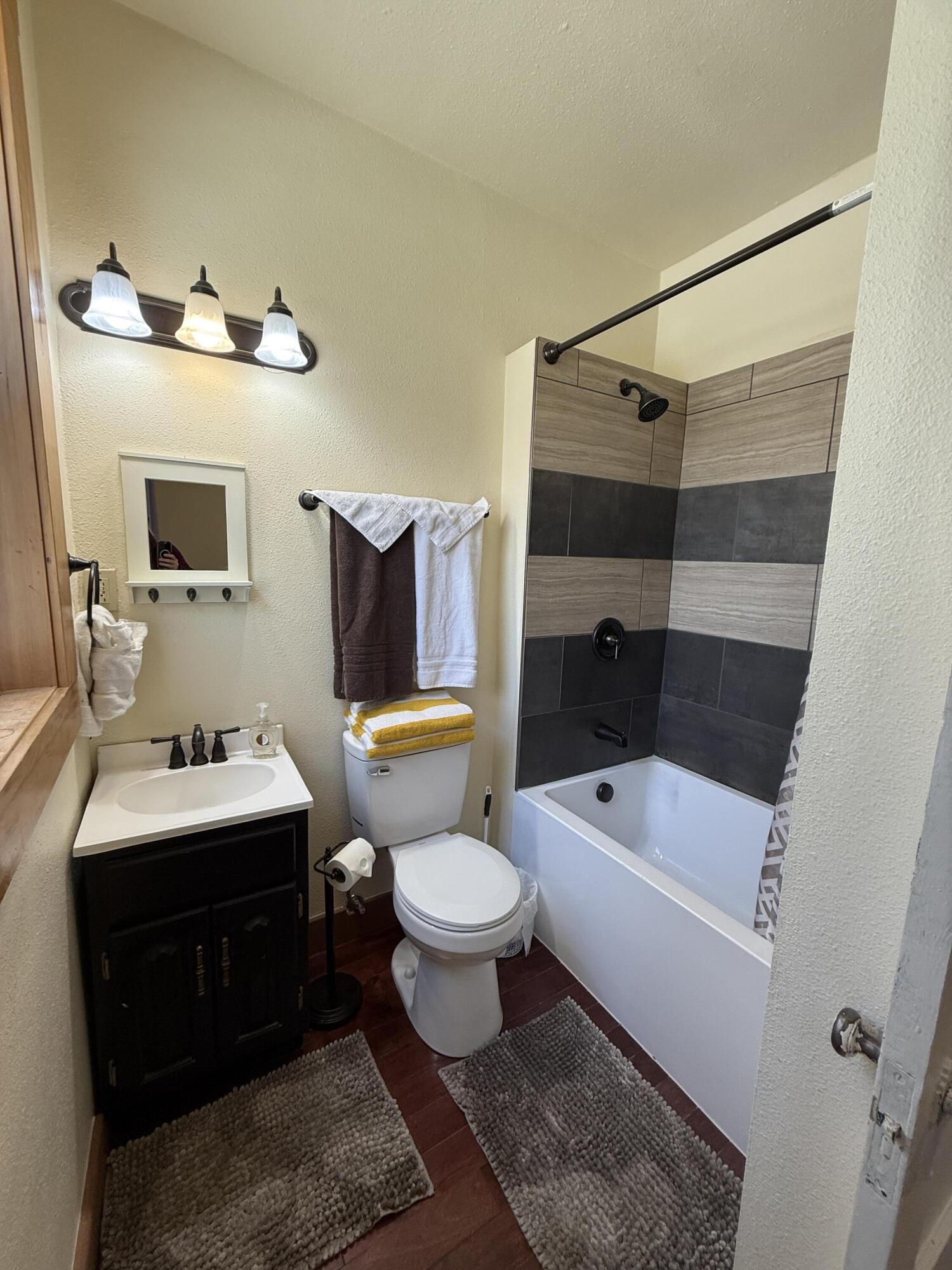 
                        Property photograph at
                        640 N ELM ST
                      
