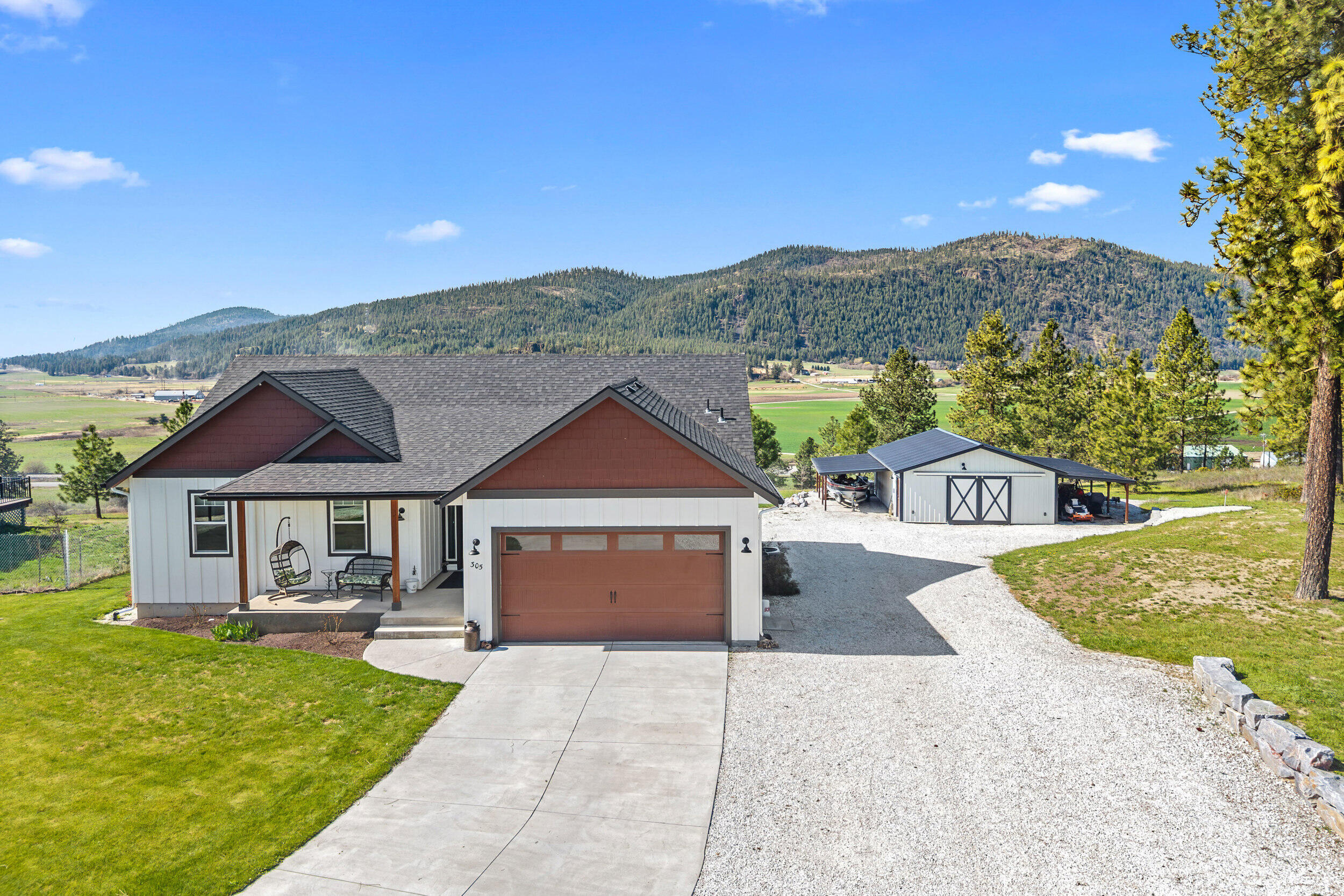 
                        Property photograph at
                        305 MAVEN WAY
                      