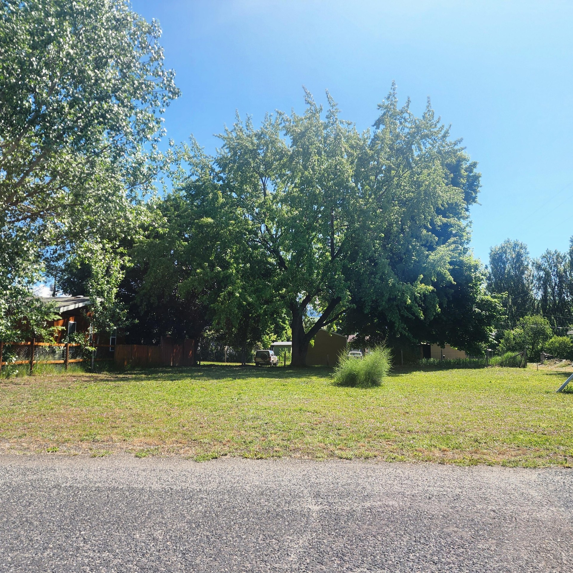 
                        Property photograph at
                        XXX KALMIA ST
                      