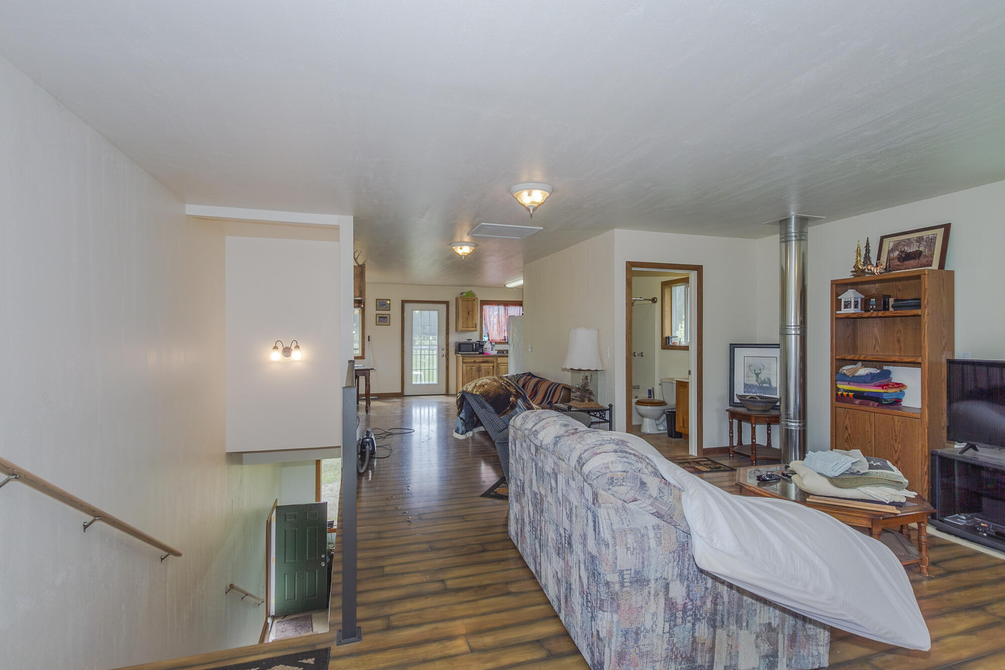 
                        Property photograph at
                        6731 RIVER WAY
                      