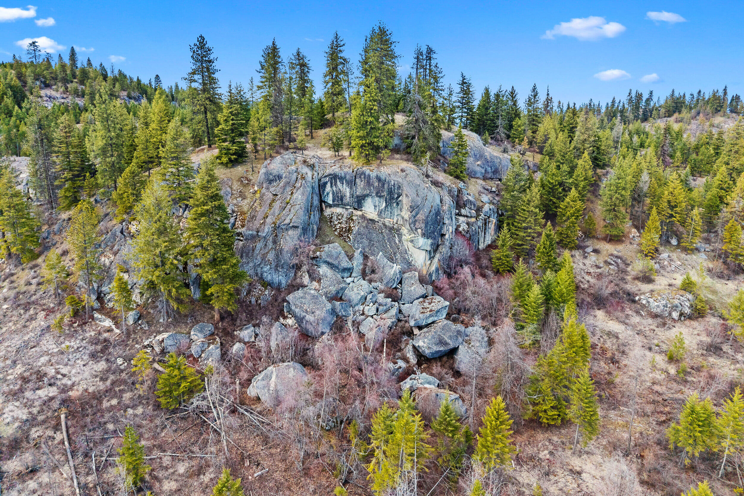 
                        Property photograph at
                        36XX LANE MOUNTAIN WAY
                      