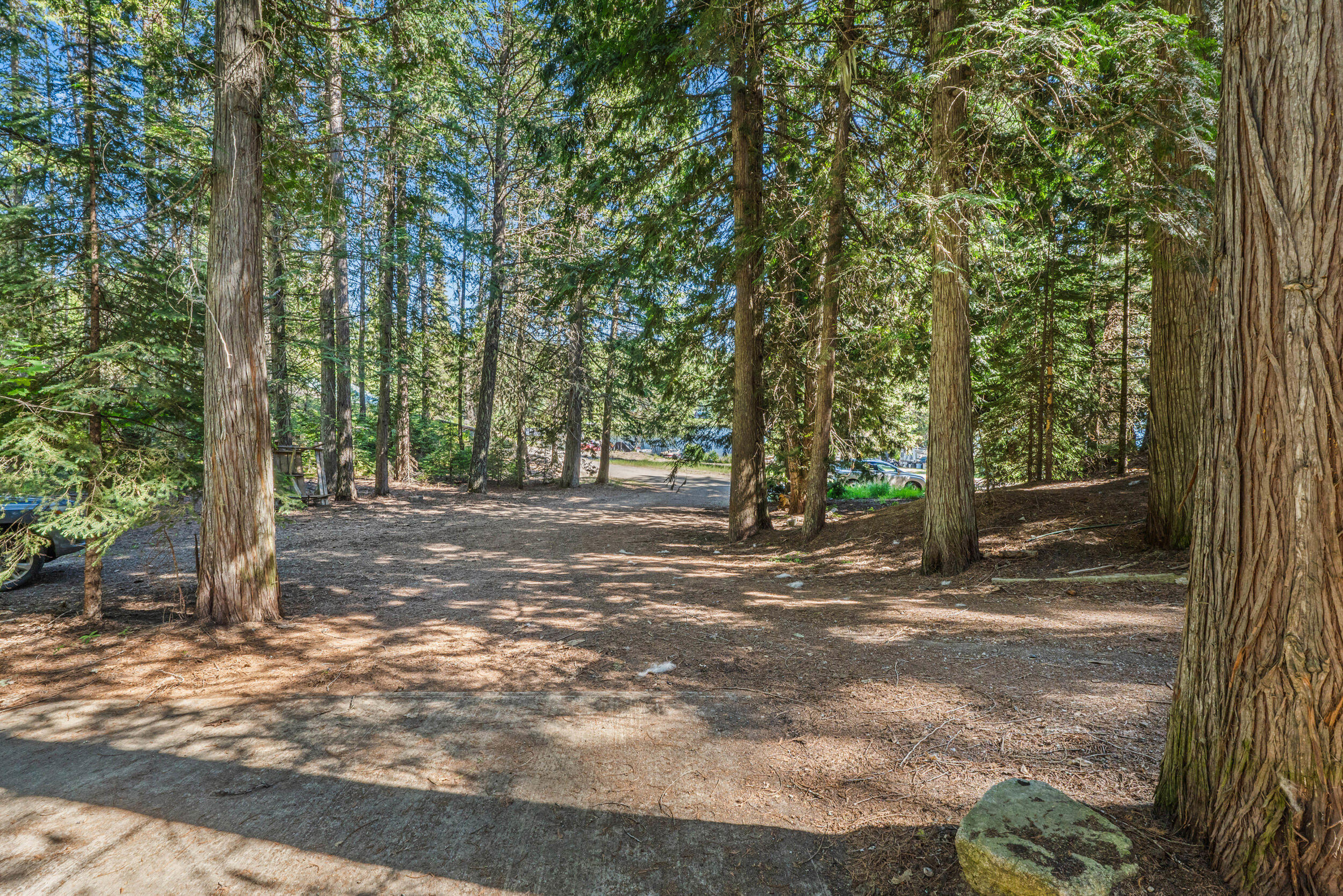 
                        Property photograph at
                        2594 TAMARACK DR
                      