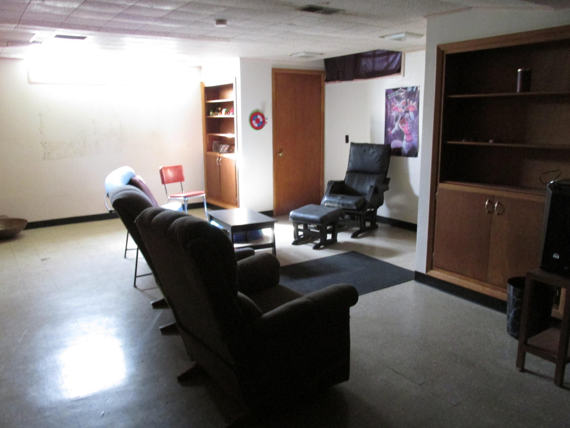 
                        Property photograph at
                        1325 S MAIN ST
                      