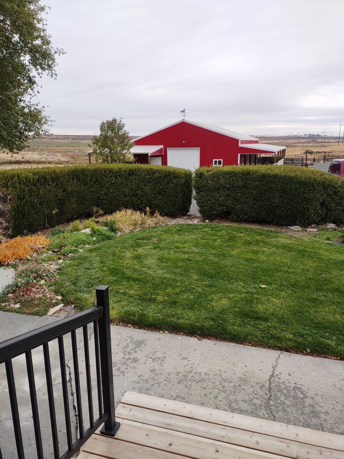 
                        Property photograph at
                        2175 W MCMANAMON RD
                      