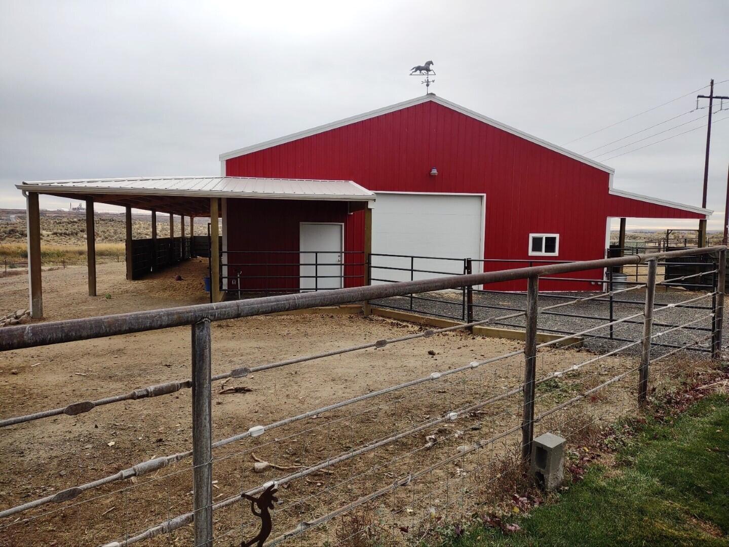 
                        Property photograph at
                        2175 W MCMANAMON RD
                      