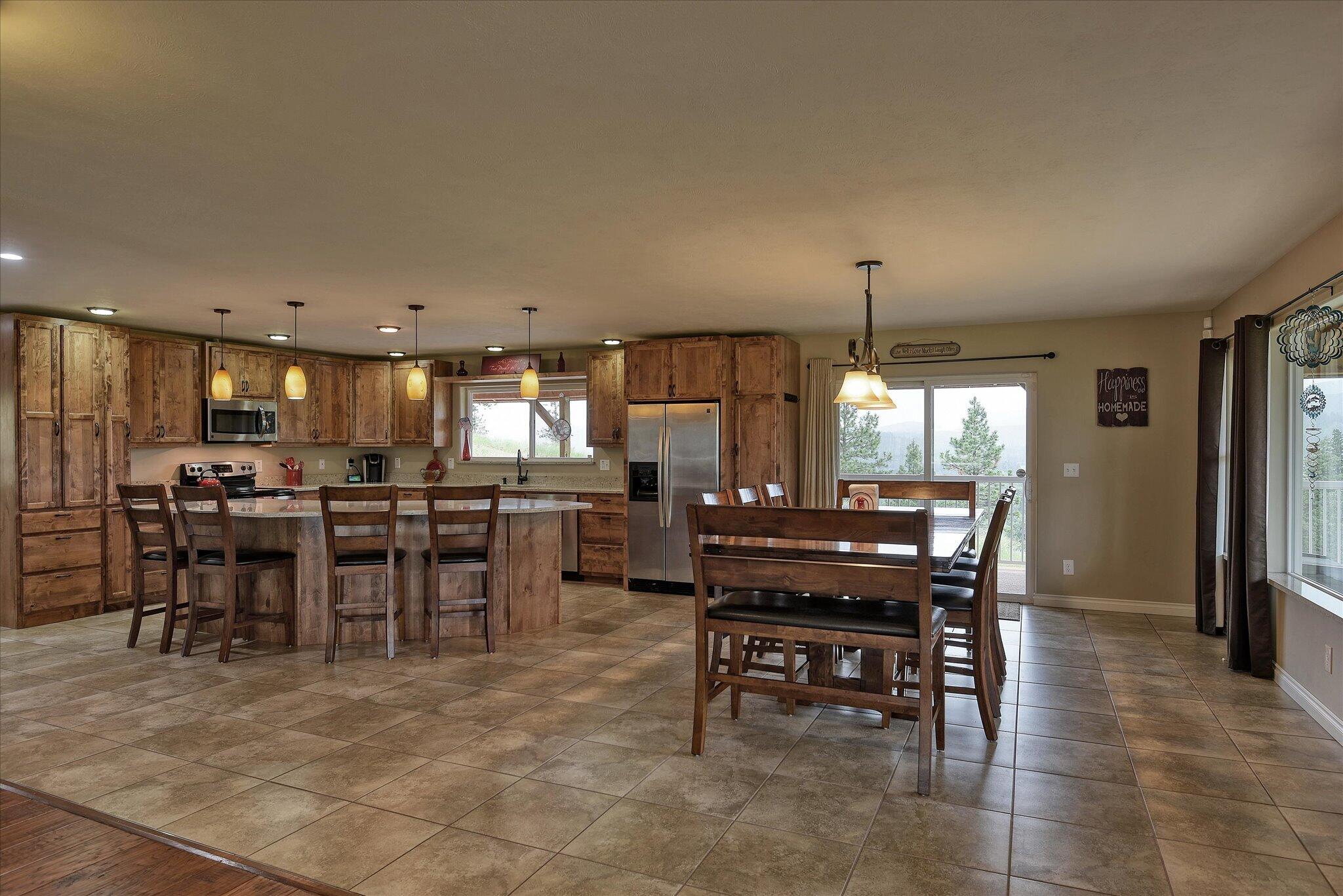 
                        Property photograph at
                        419 US-395 S
                      