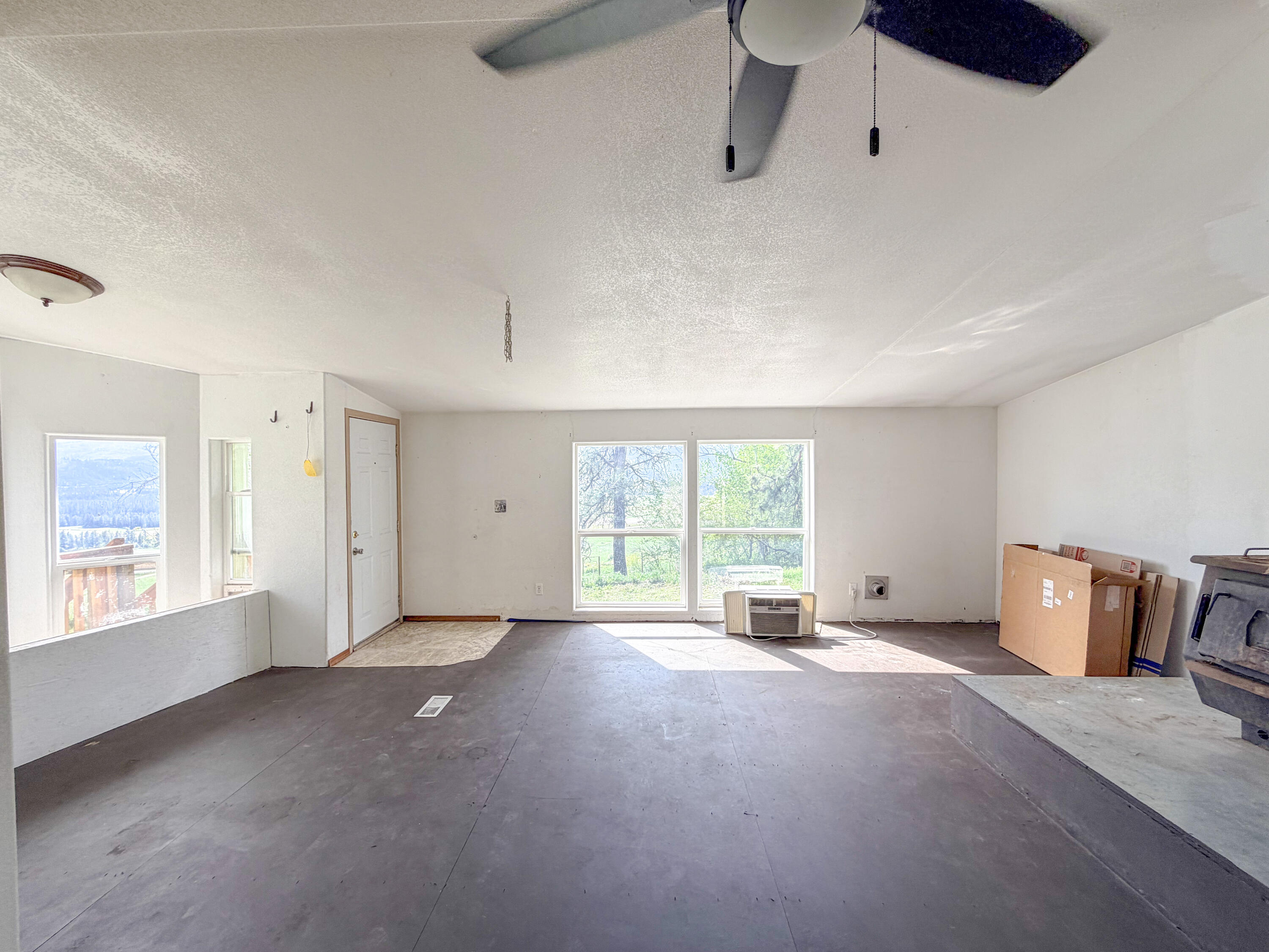 
                        Property photograph at
                        2897 MCNITT RD
                      
