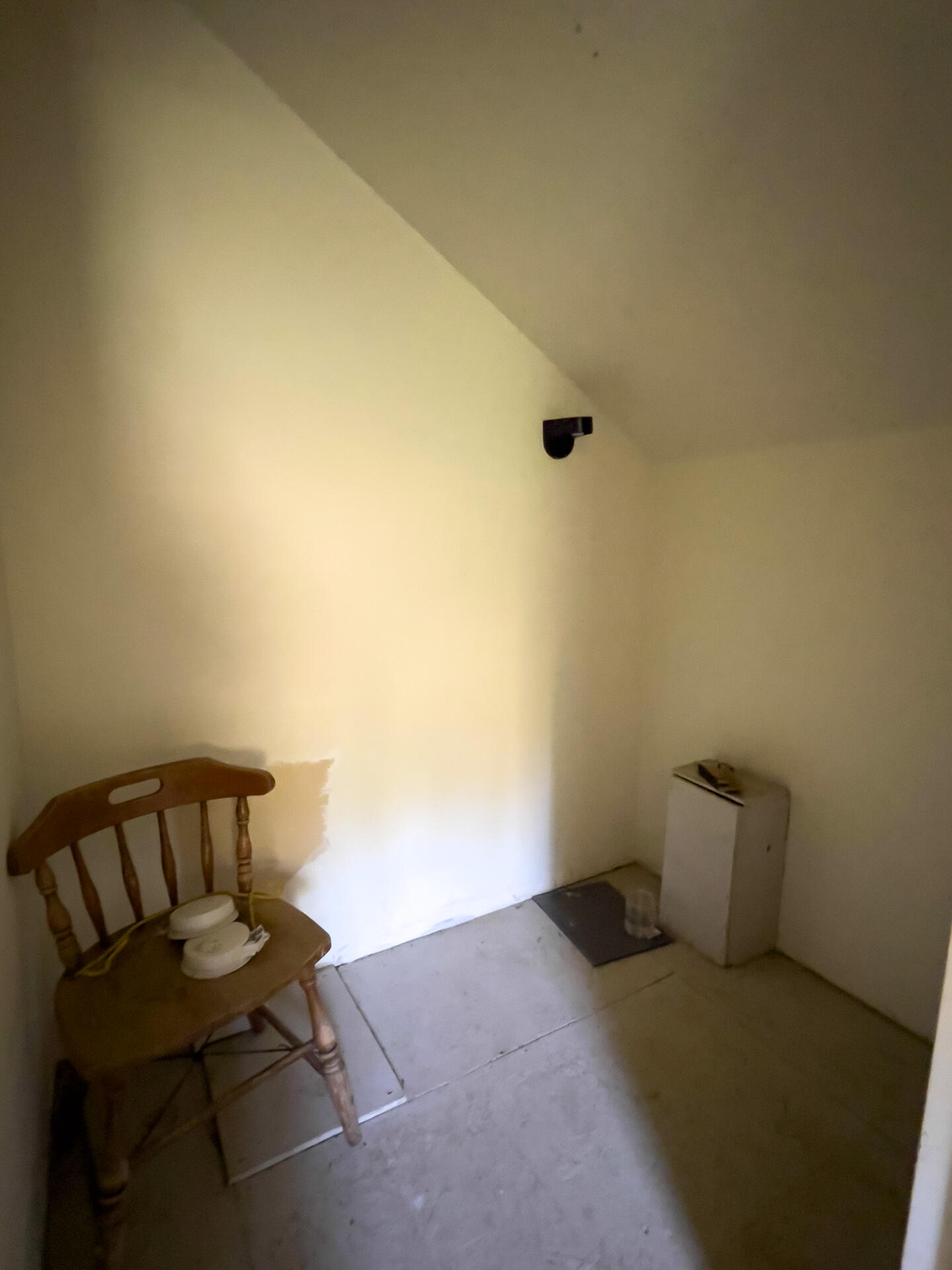 
                        Property photograph at
                        1949-B SCOTT RD
                      