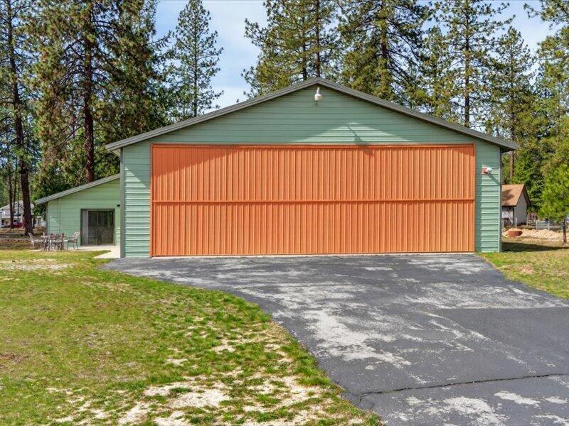 
                        Property photograph at
                        147 RICHMOND LN
                      