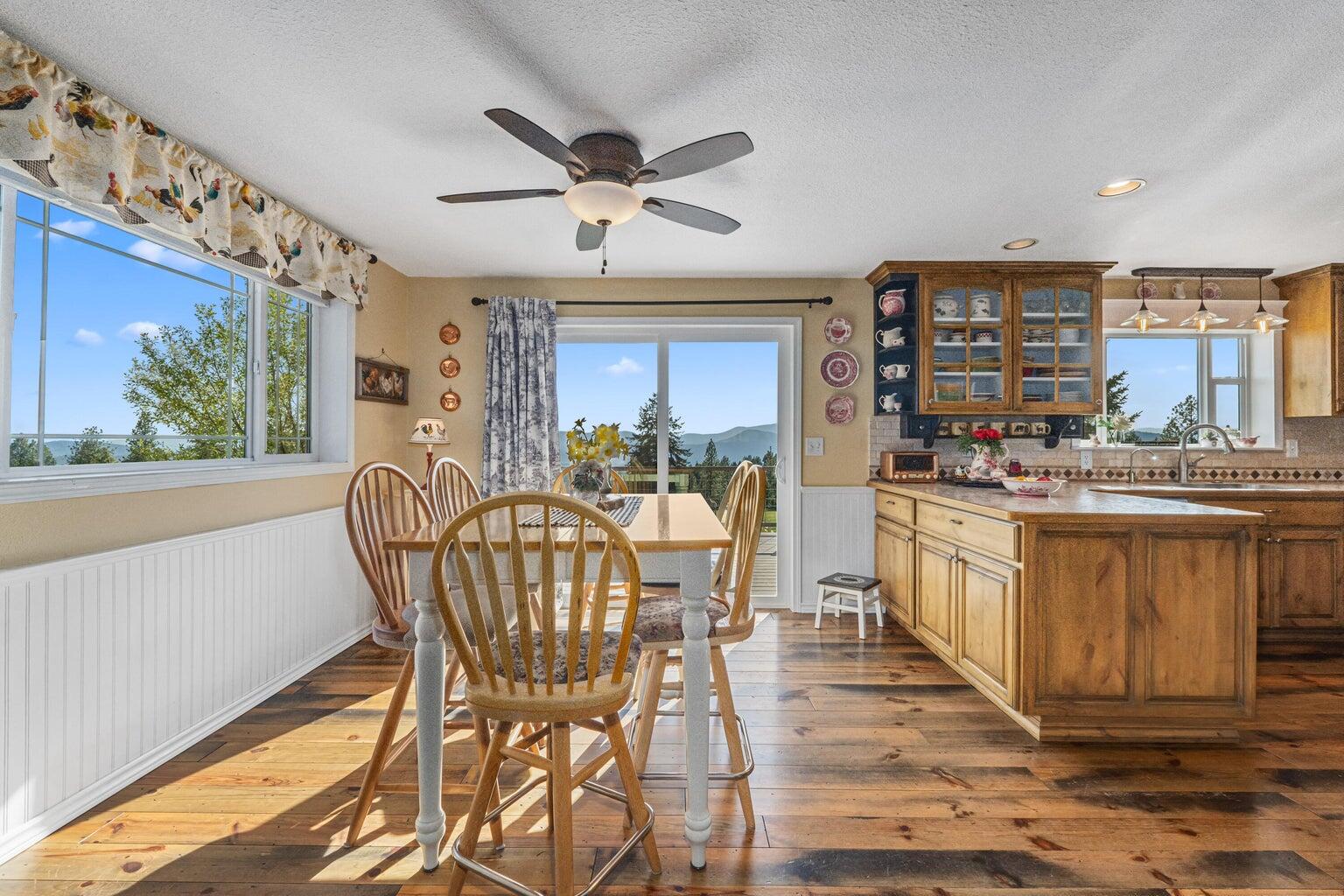 
                        Property photograph at
                        717 CONRAD HILL WAY
                      