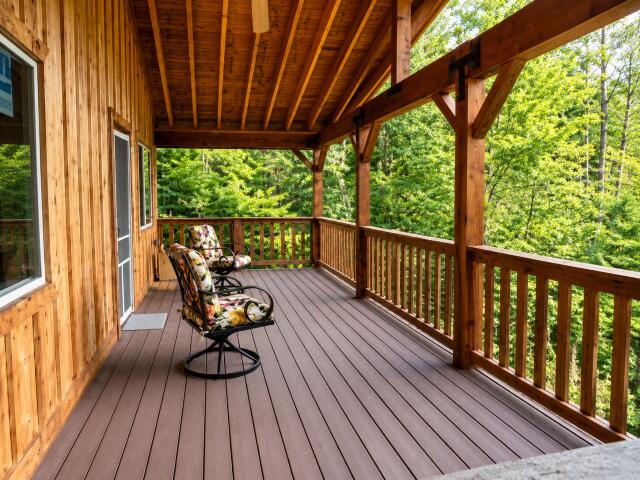
                        Property photograph at
                        3121 FIFTEEN MILE CREEK RD
                      