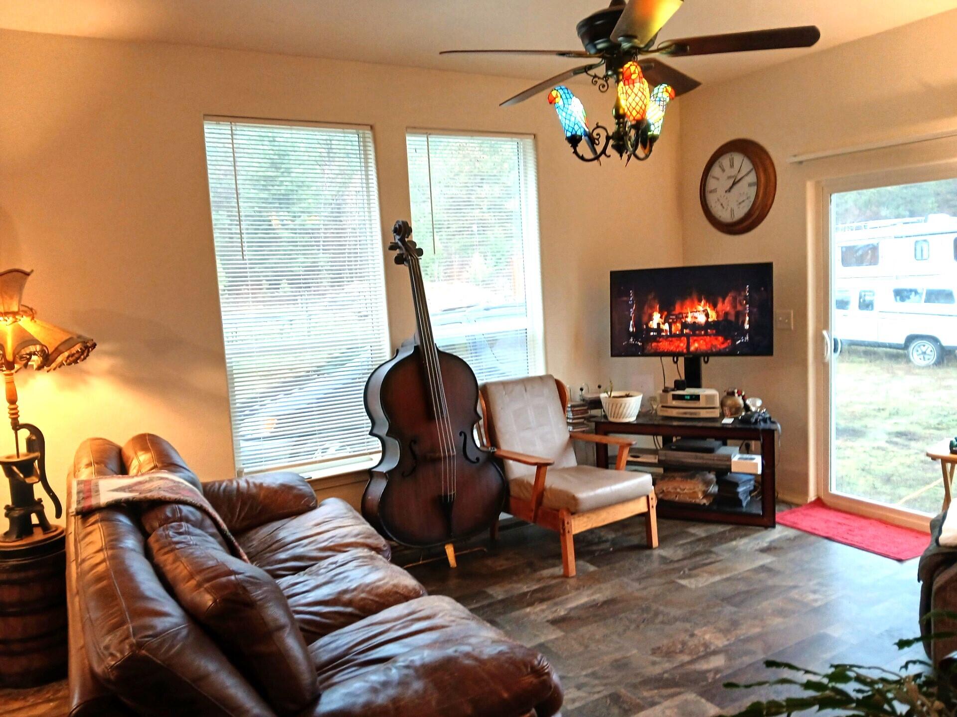 
                        Property photograph at
                        30 GRANDLOUIS RD
                      