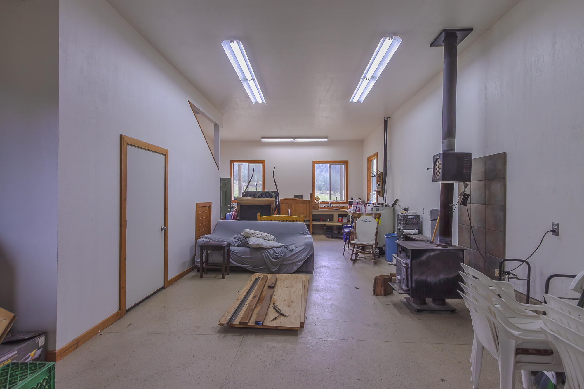 
                        Property photograph at
                        6731 RIVER WAY
                      