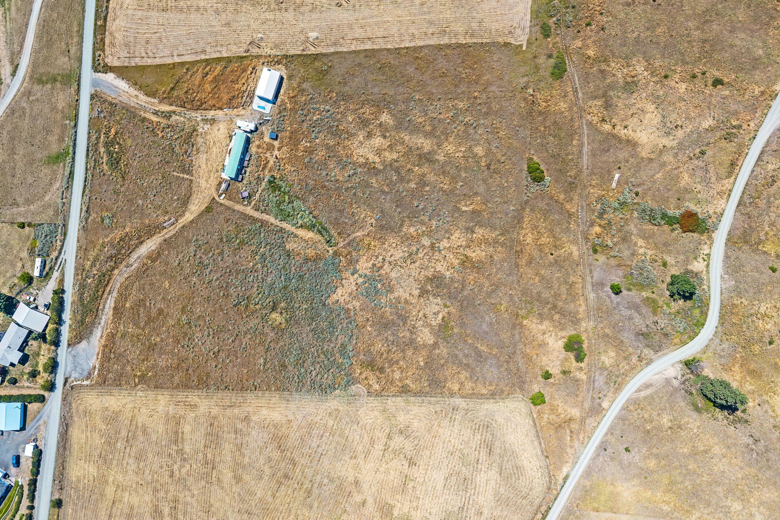 
                        Property photograph at
                        842 FF VALLEY WESTSIDE RD
                      