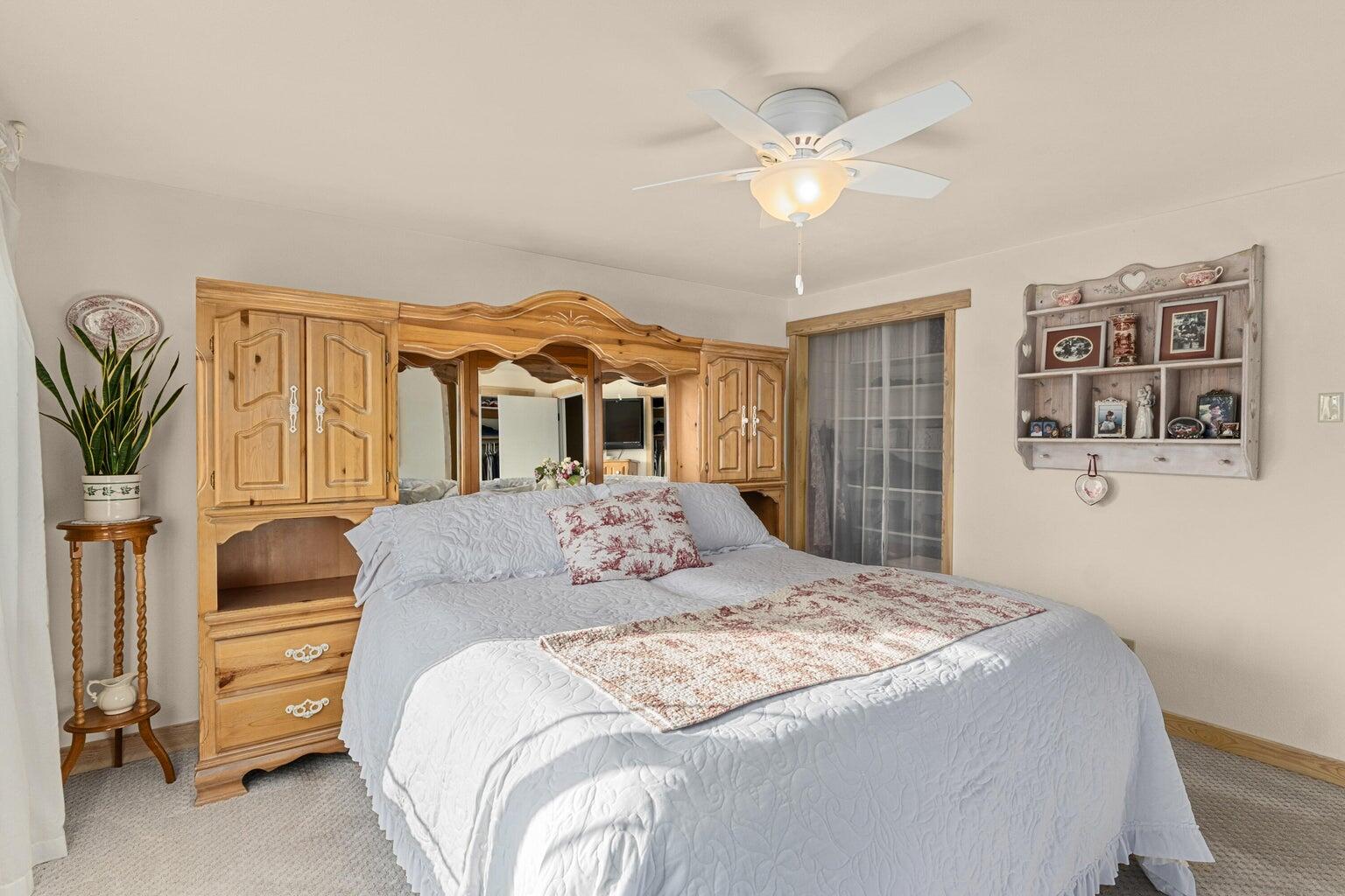 
                        Property photograph at
                        717 CONRAD HILL WAY
                      