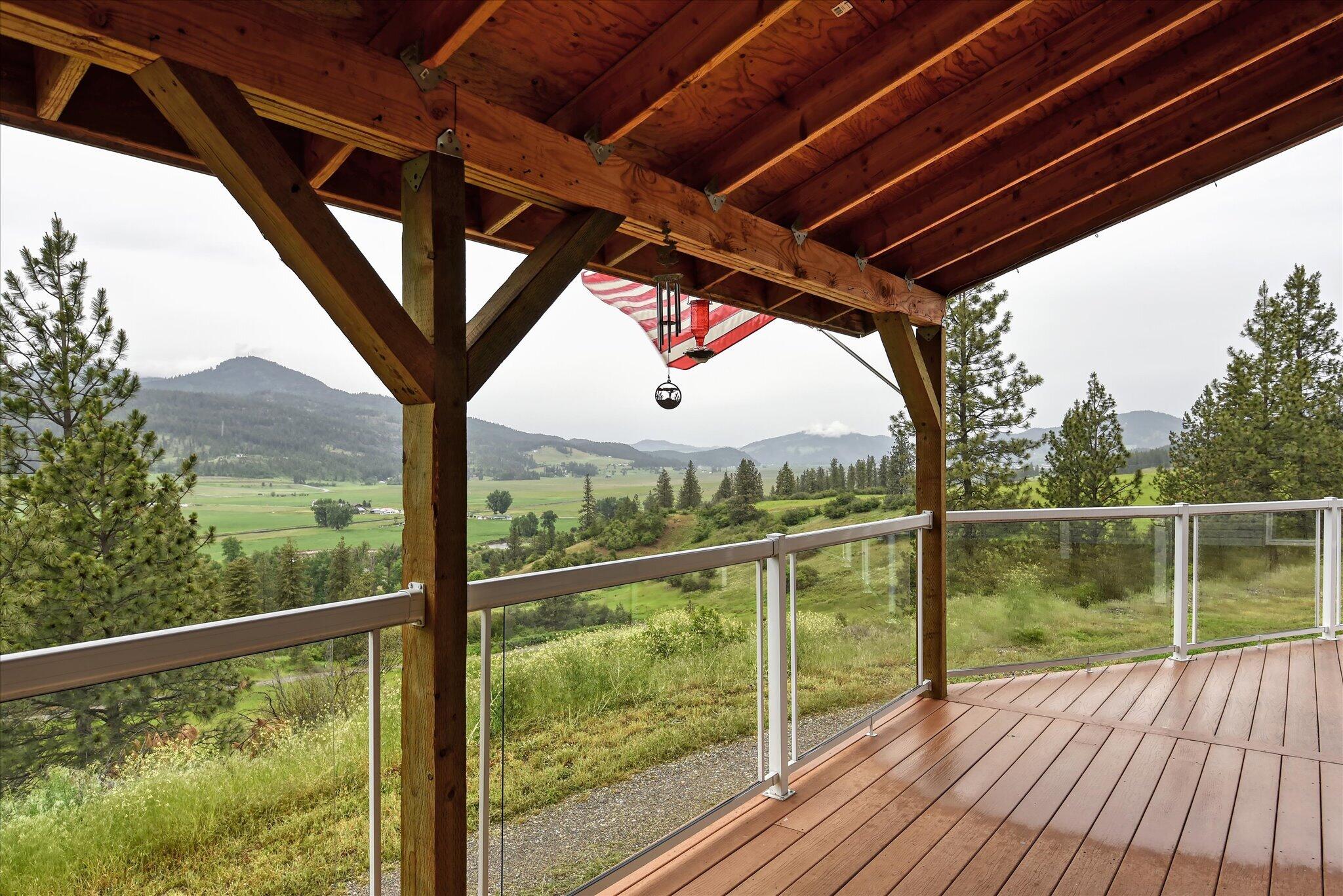 
                        Property photograph at
                        419 US-395 S
                      