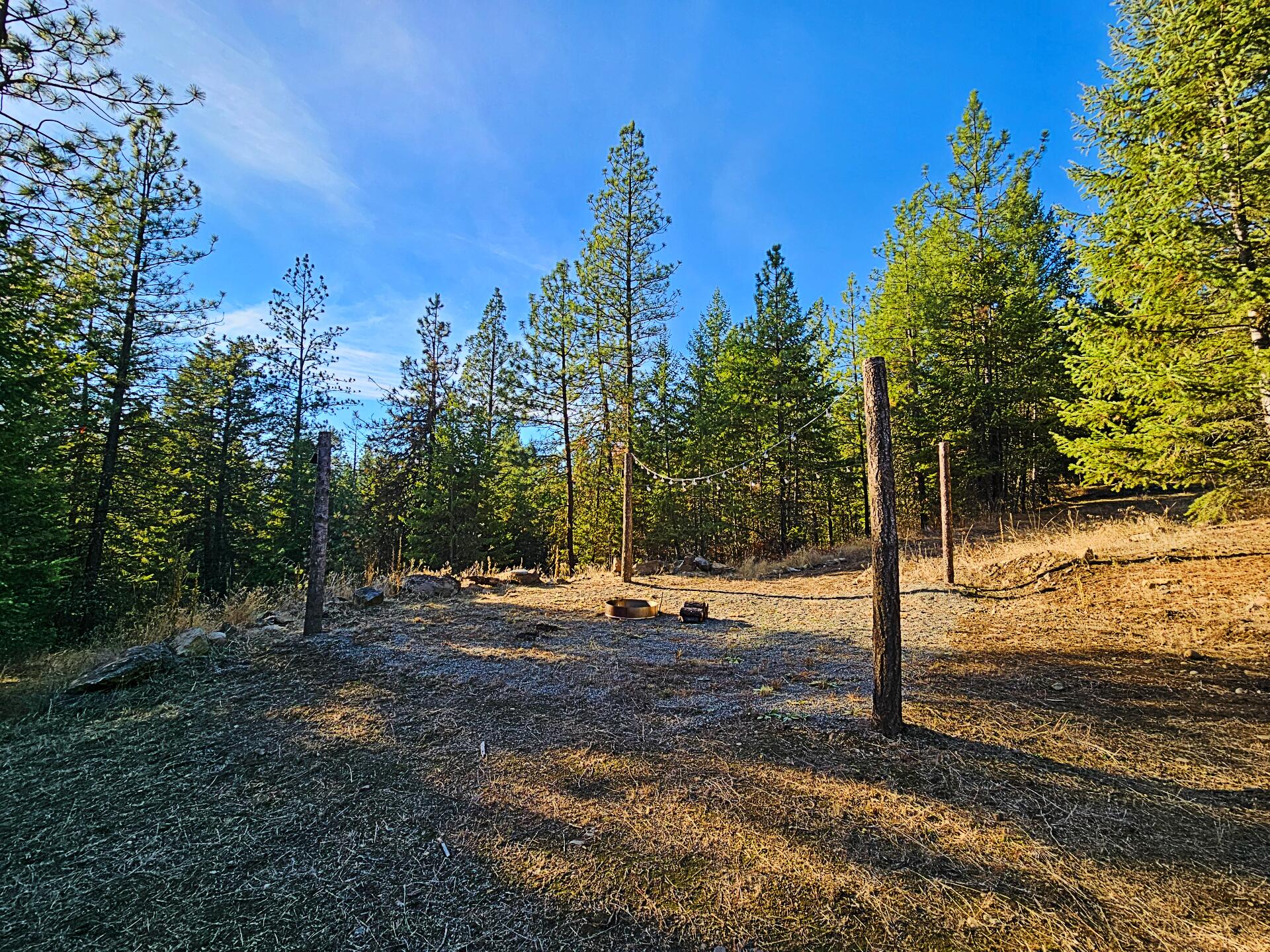 
                        Property photograph at
                        1631Q BONANZA HILL RD N
                      