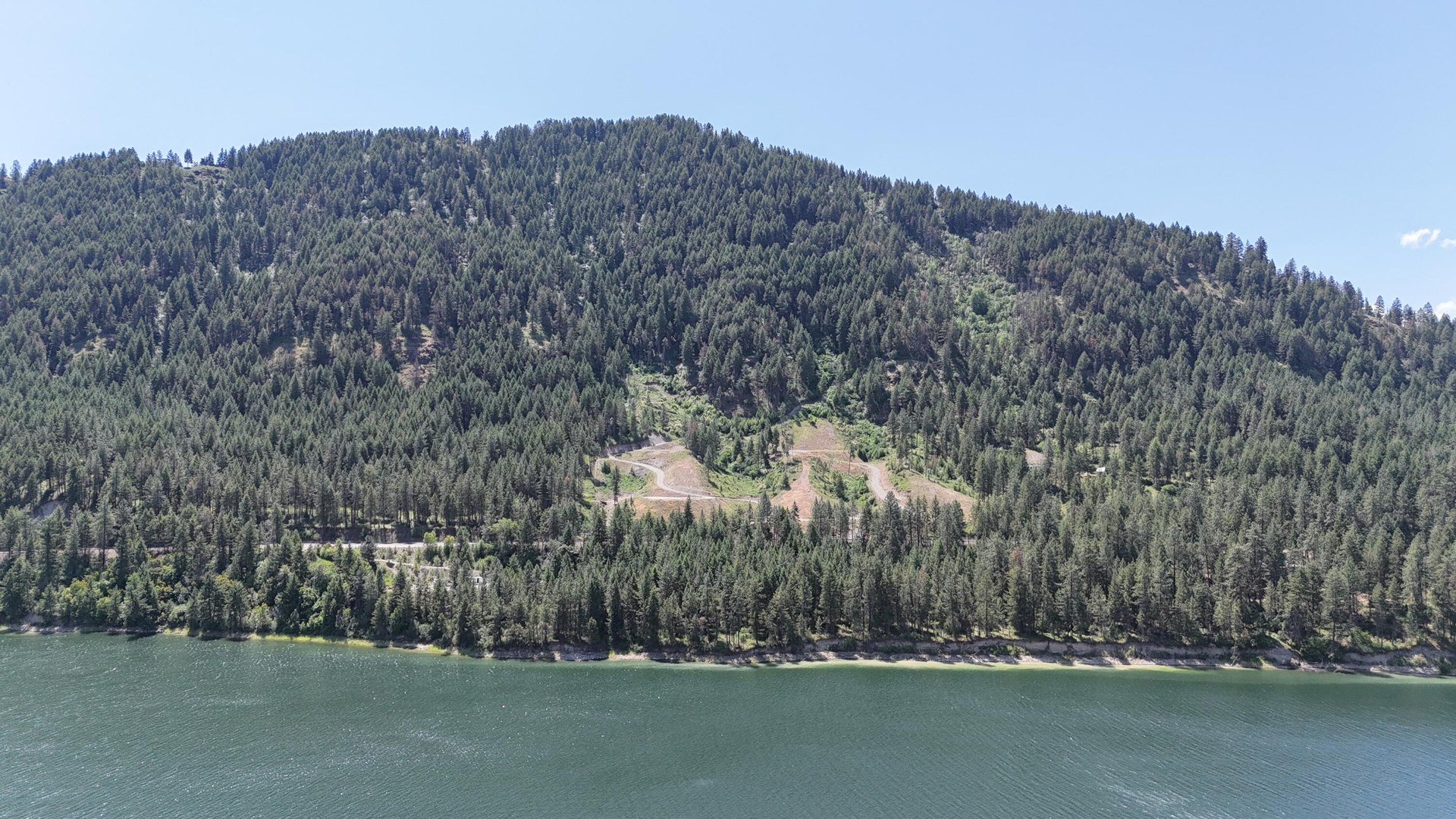 
                        Property photograph at
                        1381 #B HWY 25 S
                      