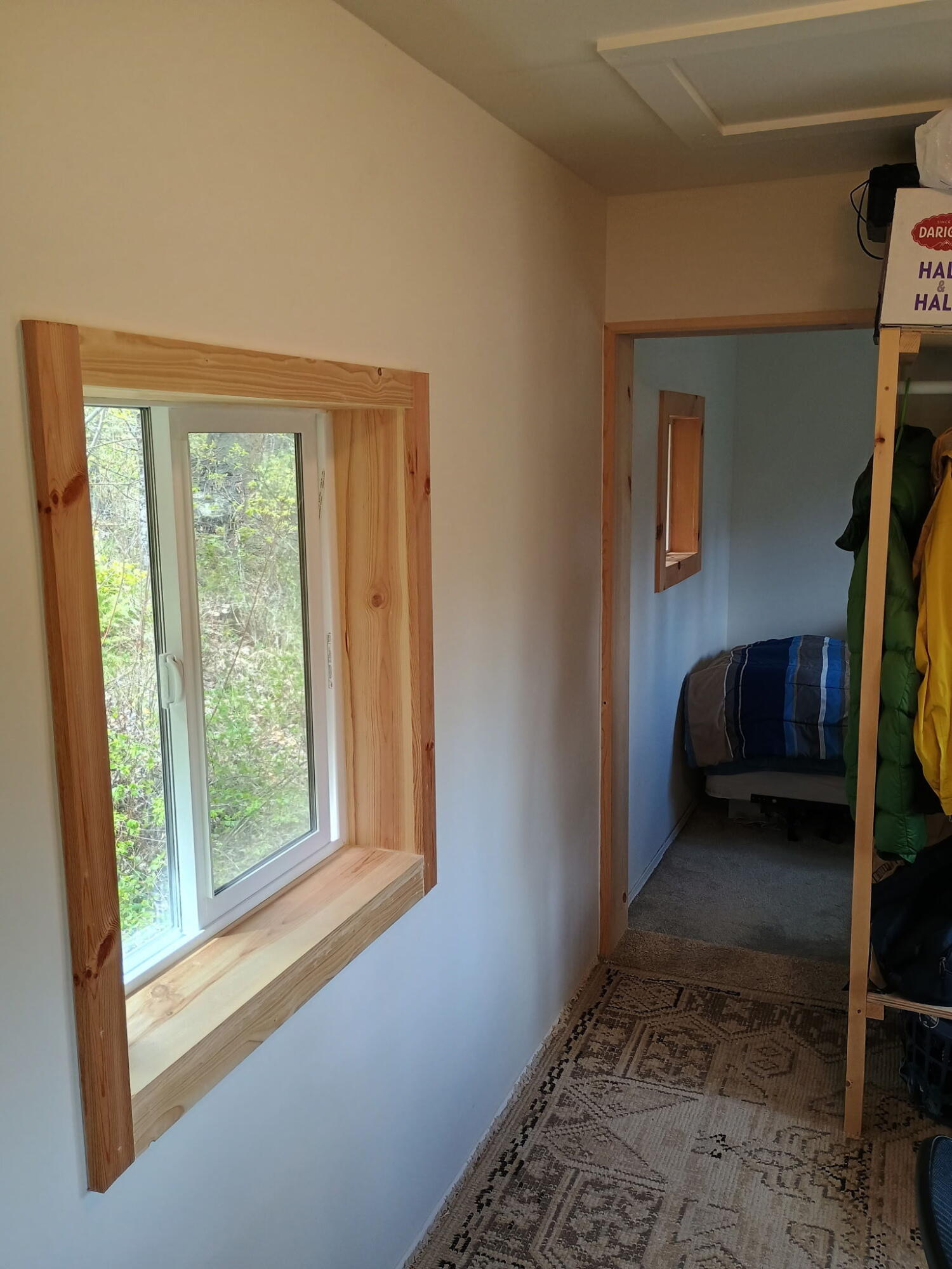 
                        Property photograph at
                        2190 HEINE RD
                      