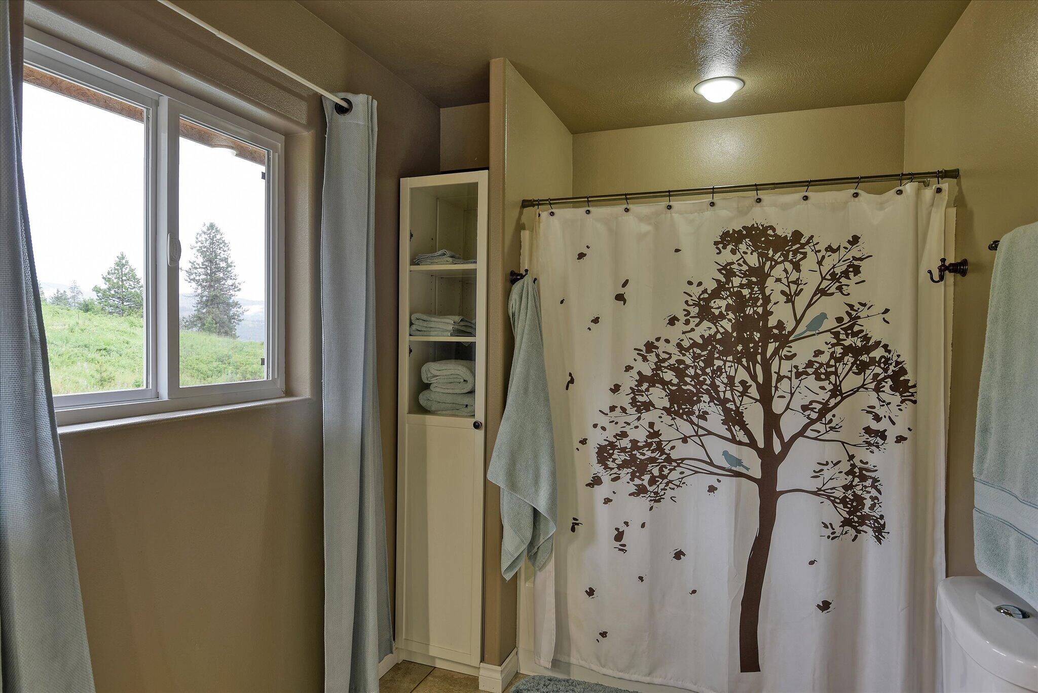 
                        Property photograph at
                        419 US-395 S
                      